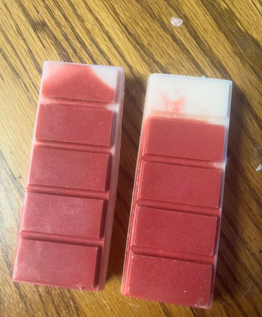 Strawberries & Cream Snap Bar